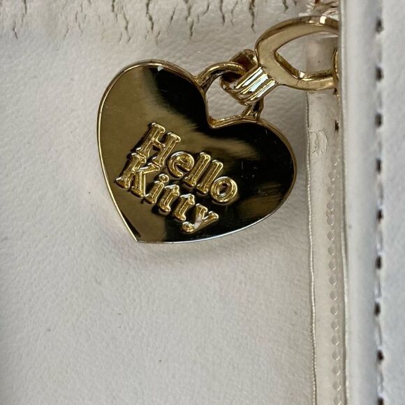 Hello Kitty Sanrio White Faux Patent Leather Long Wallet - Adorable! VGUC! - Picture 7 of 13